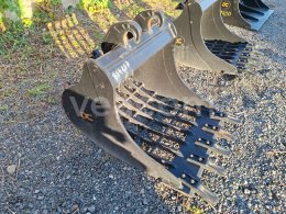 Online aukce:  DELTA-COMPONENT 60 CM PODKOPOVÁ TŘÍDÍCÍ LŽÍCE