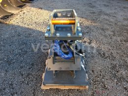 Online aukce:   SAILING HCP 04 VIBRAČNÍ DESKA NA BAGR (3-6 T)