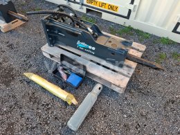 Online aukce:   SAILING 68 HYDRAULICKÉ KLADIVO NA BAGR (4 - 8 T)