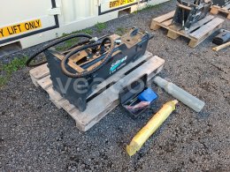 Online aukce:  SAILING 68 HYDRAULICKÉ KLADIVO NA BAGR (4 - 8 T)