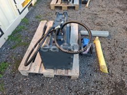 Online aukce:   SAILING 68 HYDRAULICKÉ KLADIVO NA BAGR (4 - 8 T)