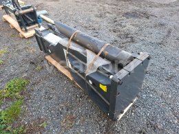 Online aukce:   MUSTANG HM 1300 HYDRAULICKÉ KLADIVO NA BAGR (13 - 20 T)