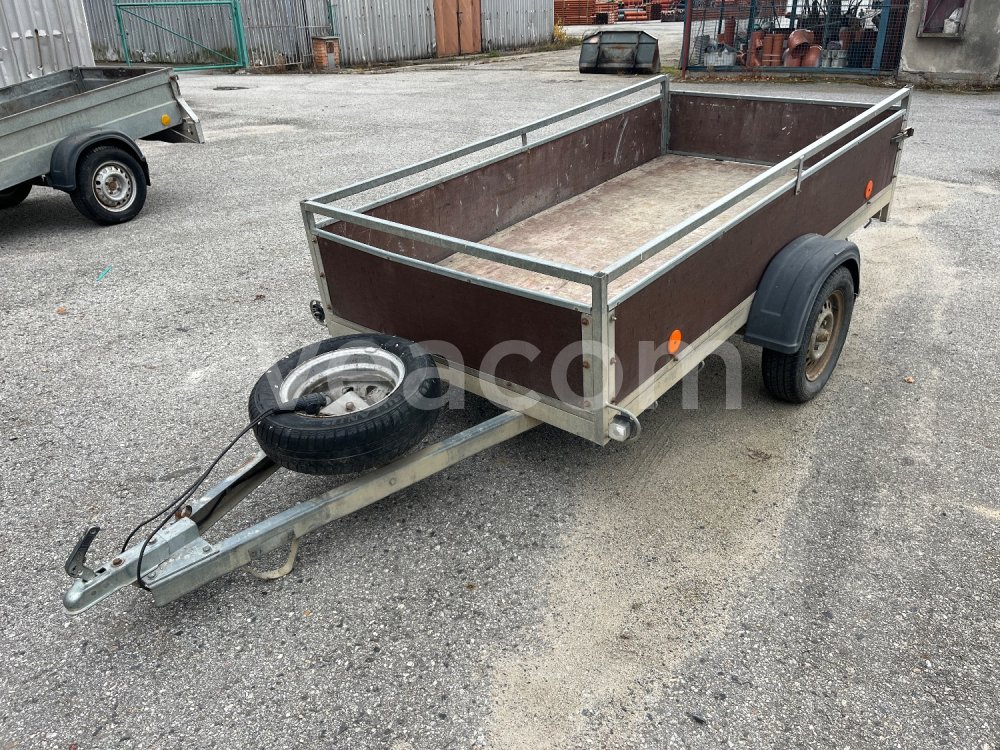 Online auction:  PODLEŠÁK T 700