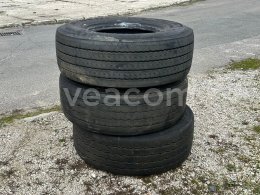 Online aukce:  3 KS PNEU R 22.5