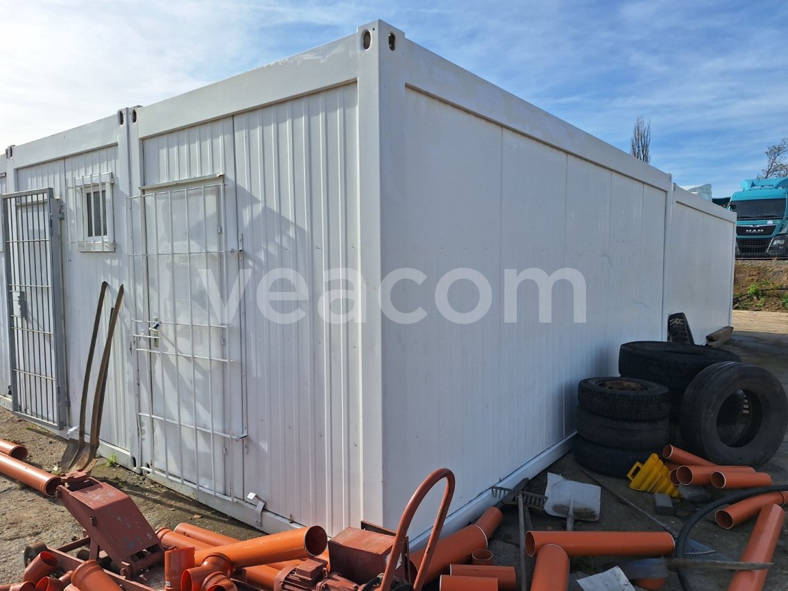 Online aukce:   WAREX 270765 STAVEBNÍ BUŇKA