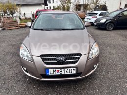 Online aukce: KIA  CEED