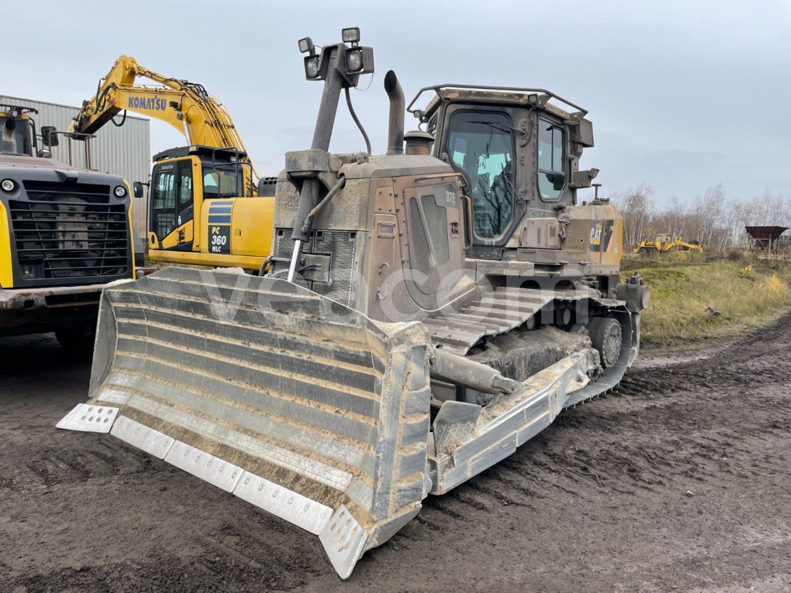 Online aukce: CATERPILLAR  D7E