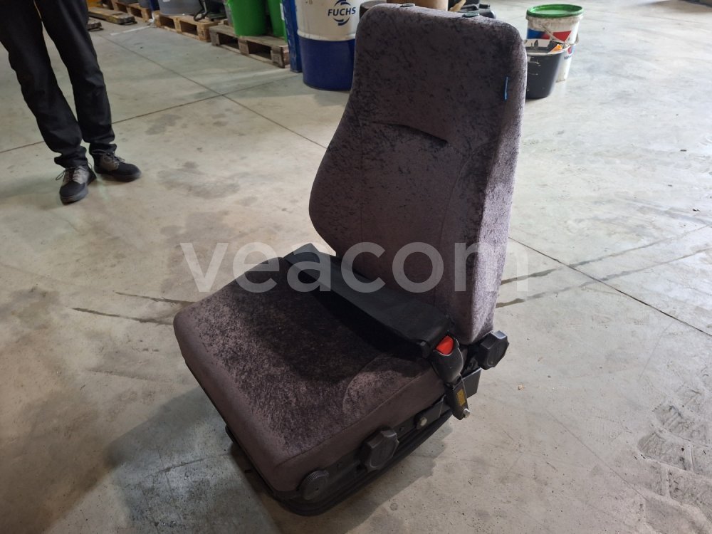 Интернет-аукцион:  SEDADLO  VOLVO BE-GE 9130V