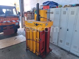 Online aukce:   LIS NA PET FLAŠKY