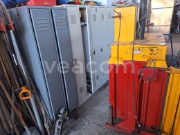 Online aukce:   LIS NA PET FLAŠKY