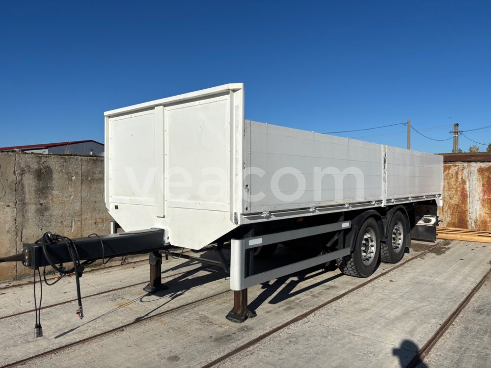 Online auction: M&V  N02W21