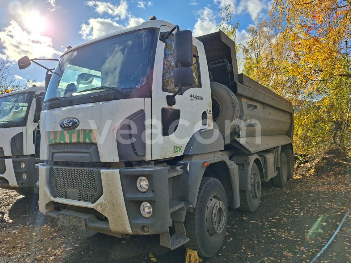 Online aukce: ÖZÜNLÜ  CARGO 4142 8X4