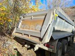 Online aukce: ÖZÜNLÜ  CARGO 4142 8X4