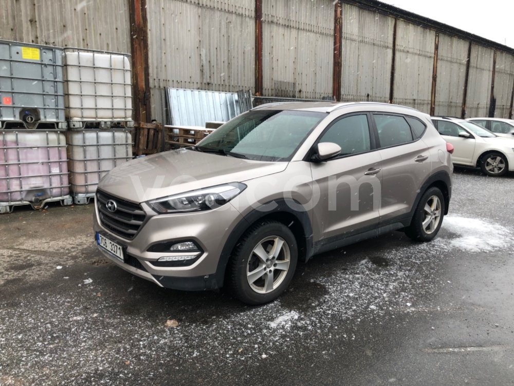 Online aukce: HYUNDAI  TUSCON