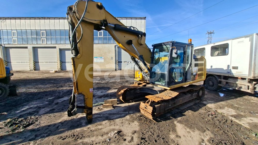 Online auction: CATERPILLAR  316 FL