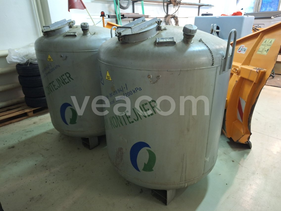 Online aukce:   NÁDRŽ NA PHM 1000L