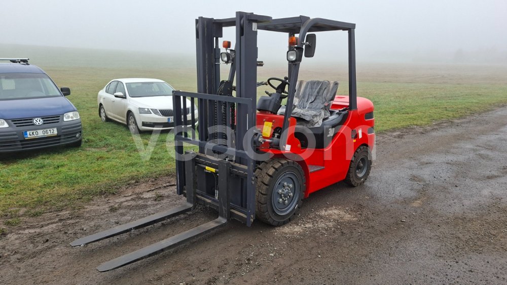 Online auction:  FOKLIFT TRUCK JK -30