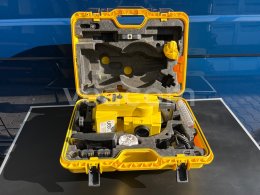 Online aukce: LEICA  BUILDER 309