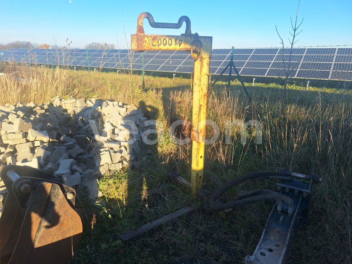 Online aukce:   ZÁVĚS NA PALETY