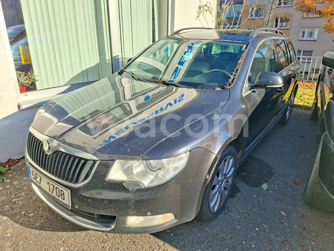 Online aukce: ŠKODA  SUPERB