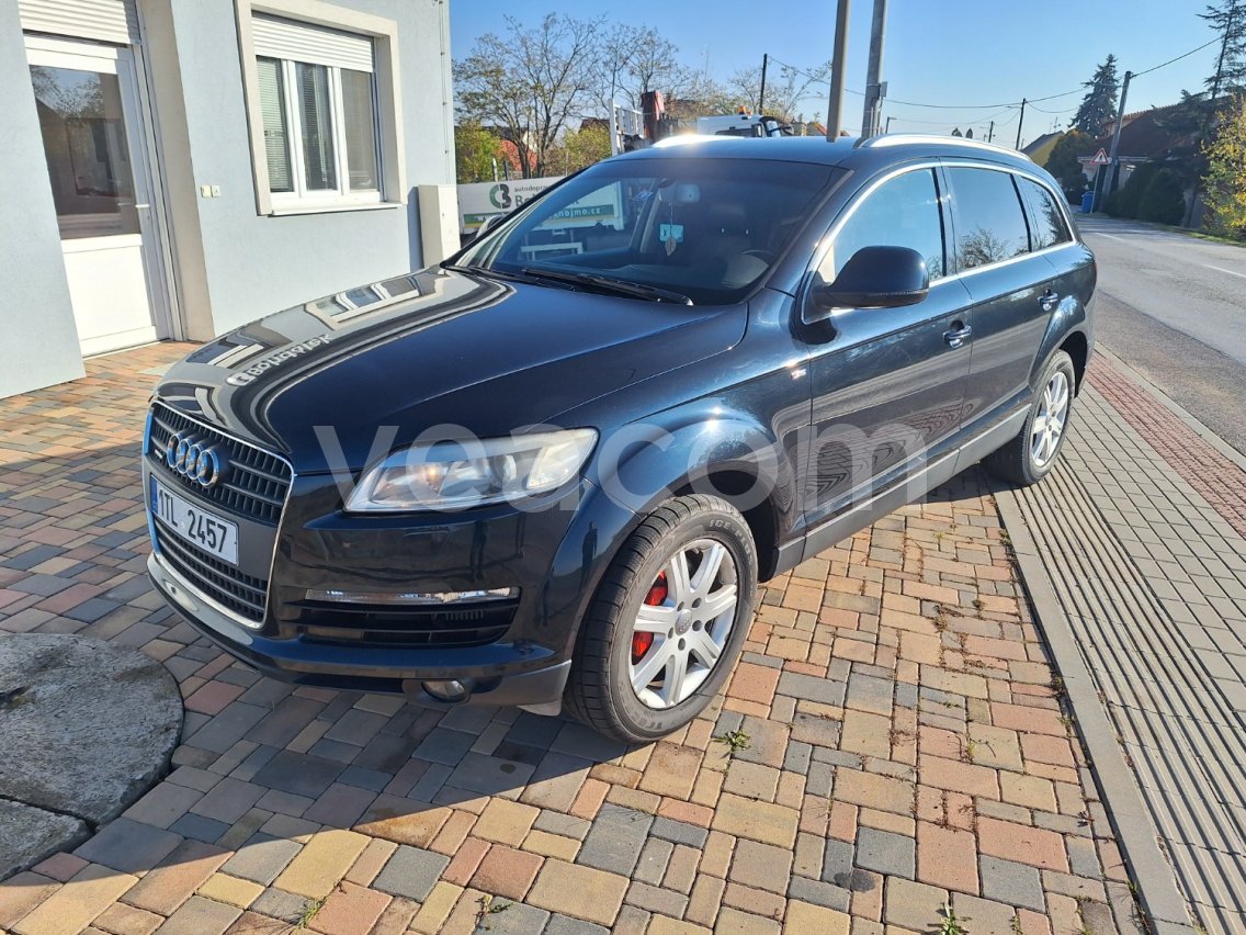 Online aukce: AUDI  Q7 QUATTRO