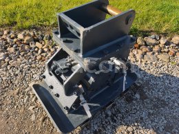 Online auction:   HYDRAULICKÁ VIBRAČNÍ DESKA PRO BAGRY (4-9T)