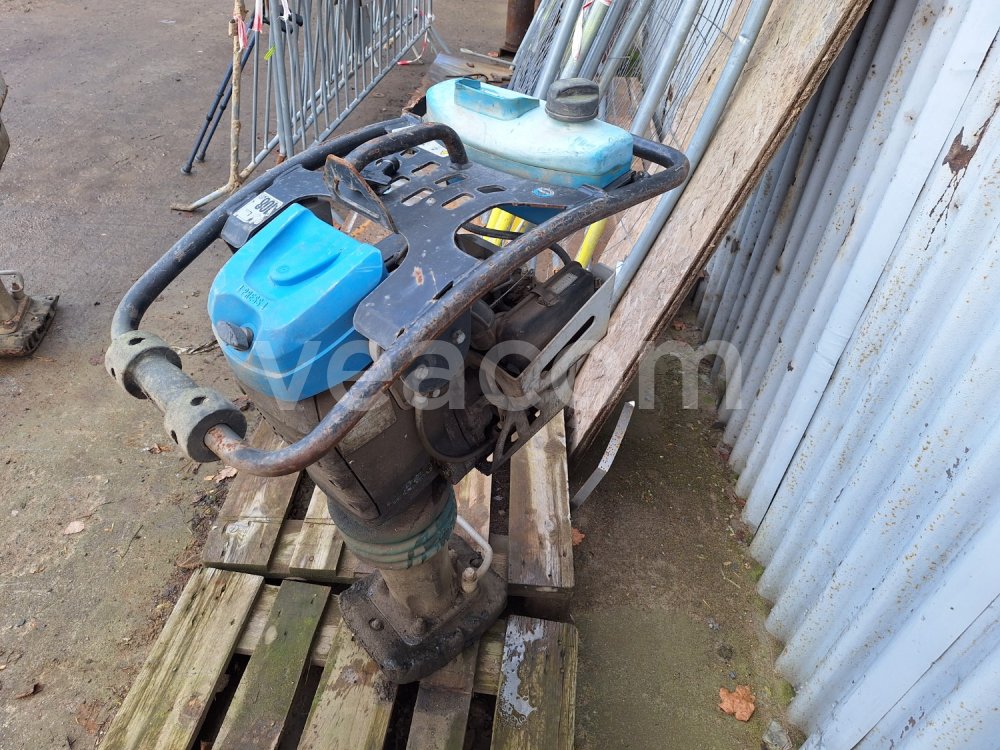 Online auction:  WEBER SRV 660