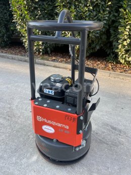 Online aukce: HUSQVARNA  LX90
