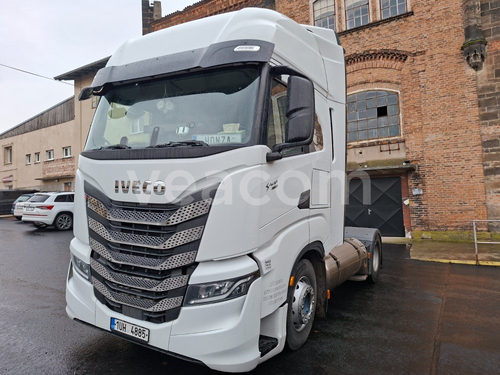 Online auction: IVECO  S-WAY 460 LNG