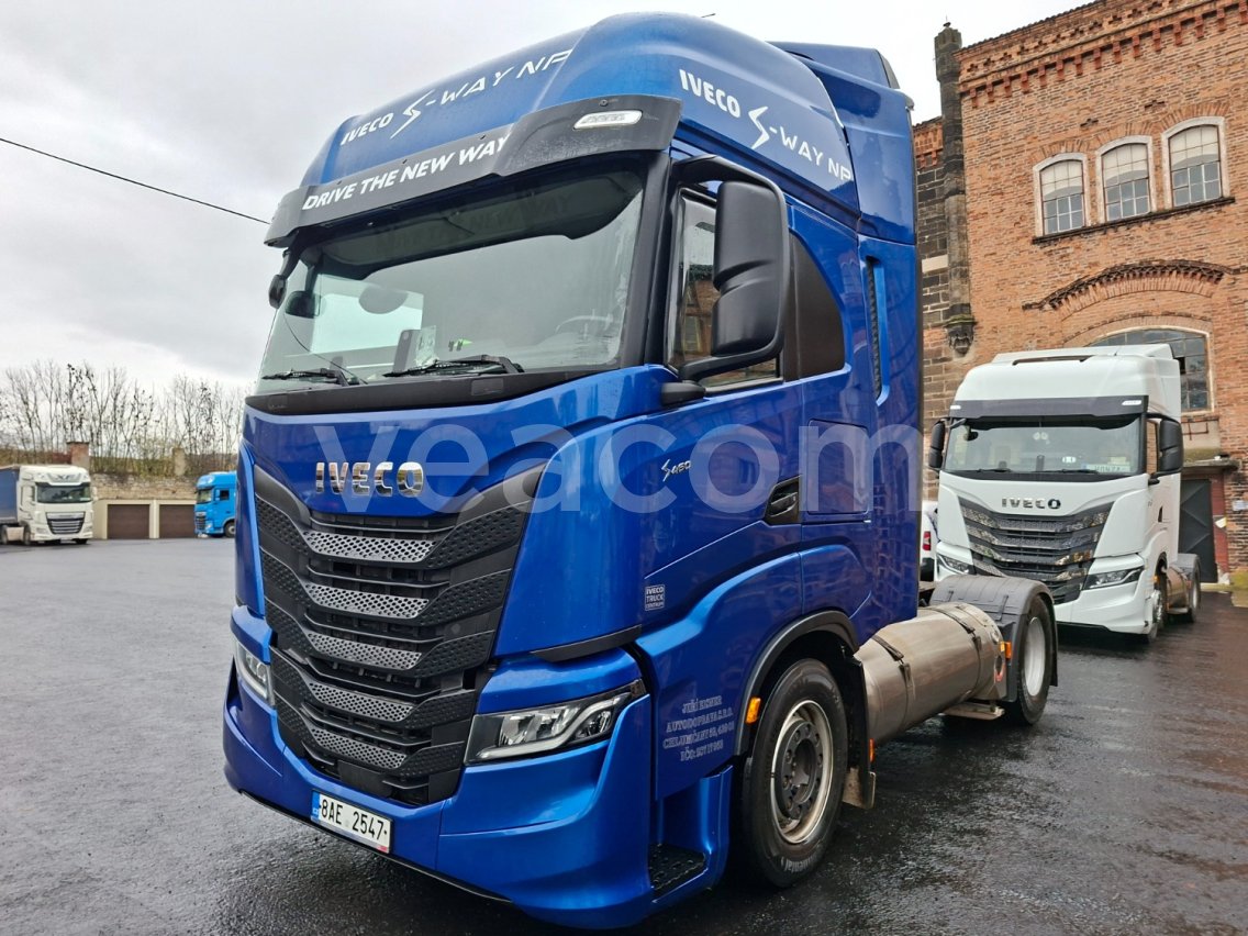 Online auction: IVECO  S-WAY 460 LNG