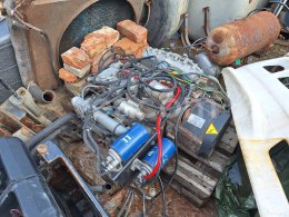 Online aukce:   VECTOR 1950 MT