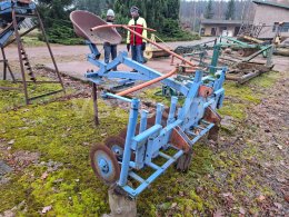 Online auction:   NESENÝ KOTOUČOVÝ PODŘEZÁVAČ KOŘENŮ