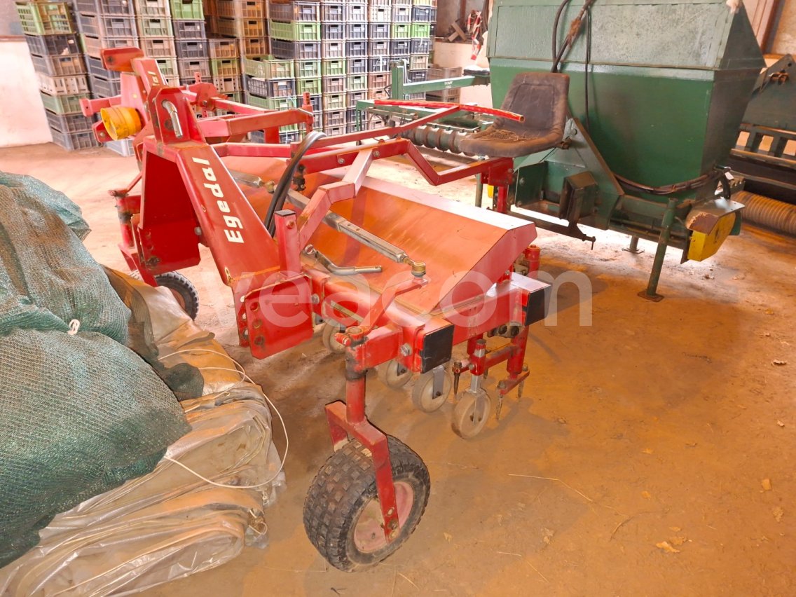 Online auction:   POLONESENÁ AKTIVNÍ PRSTOVÁ PLEČKA EGEDAL