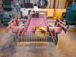 Online auction:   POLONESENÝ VIBRAČNÍ VYORÁVAČ SAZENIC EGEDAL