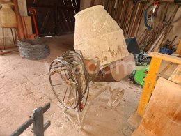 Online auction:   STAVEBNÍ MÍCHAČKA
