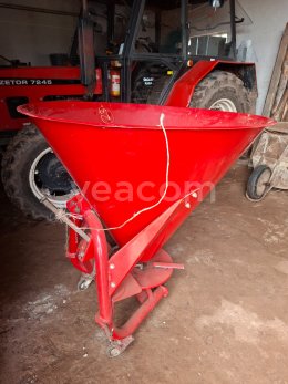 Online auction:   NESENÉ ROZMETADLO HNOJIV SITREX 500