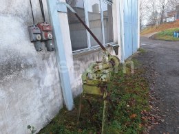 Online aukce:   STOJANOVÉ NŮŽKY NA PLECH