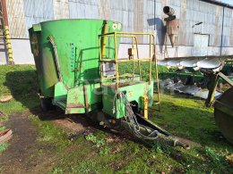 Online aukce:   KRMNÝ VŮZ CERNIN