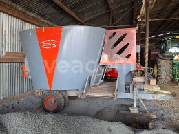 Online aukce:   KRMNÝ VŮZ MUTTI MC 10