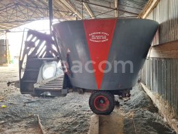 Online aukce:   KRMNÝ VŮZ MUTTI MC 10