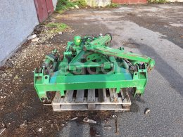 Online aukce: JOHN DEERE  NOSIČ PŘEDNÍ ŽACÍ LIŠTY