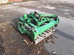 Online aukce: JOHN DEERE  NOSIČ PŘEDNÍ ŽACÍ LIŠTY