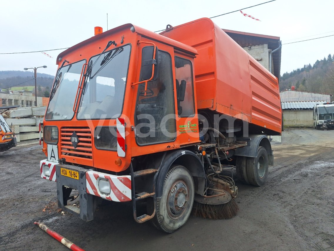 Online aukce: IFA  KM 2301