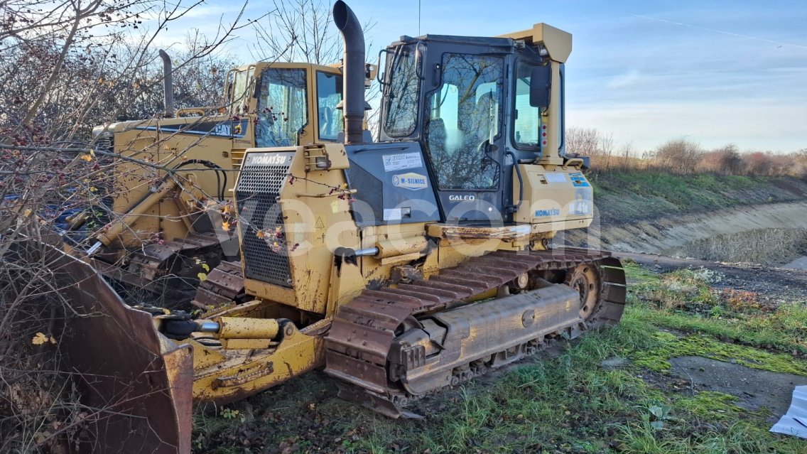 Online aukce: KOMATSU  D41E-6