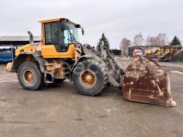 Online auction: VOLVO  L60G