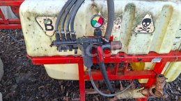 Online aukce:   POSTŘIKOVAČ JAR-MET