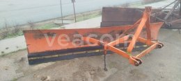 Online aukce:   SNĚHOVÁ RADLICE 300 CM