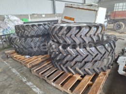 Online aukce:  KOLA NA TRAKTOR
