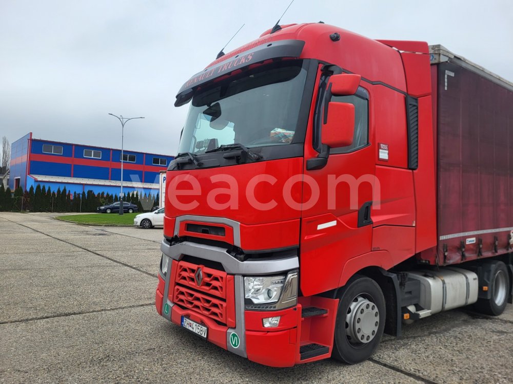 Online auction: RENAULT  T 480