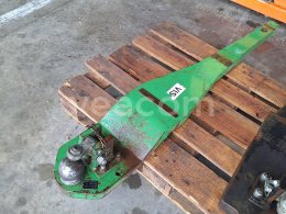 Online aukce:  TAŽNÉ ZAŘÍZENÍ K80 NA TRAKTOR JOHN DEERE